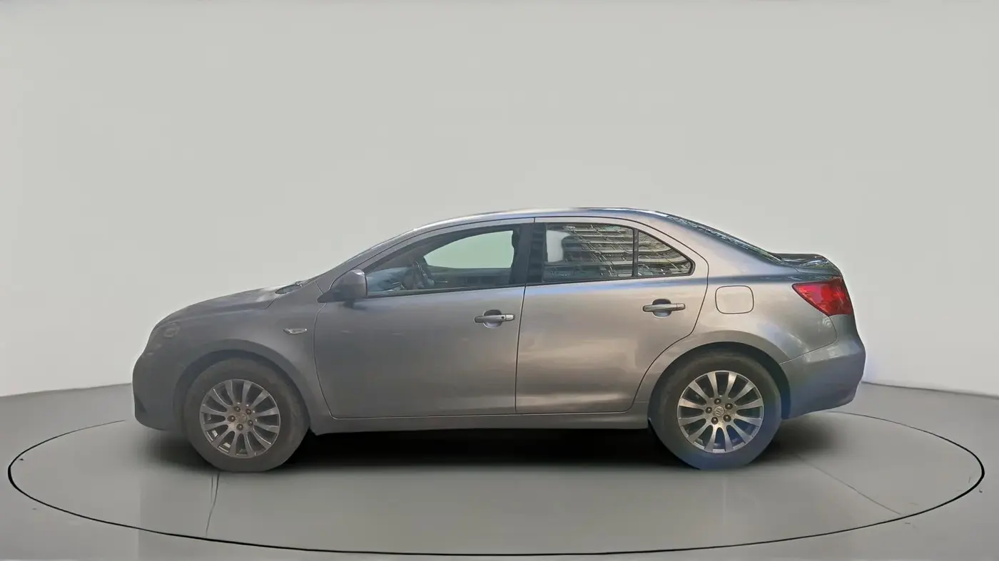 2011 Maruti Kizashi 2.4L MT, Petrol, Manual, 54,303 km, exterior