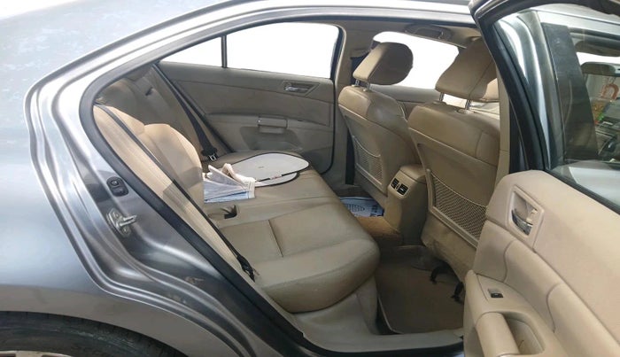 2011 Maruti Kizashi 2.4L MT, Petrol, Manual, 54,303 km, interior