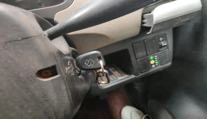 2014 Maruti Wagon R 1.0 LXI CNG, CNG, Manual, 1,74,000 km, interior