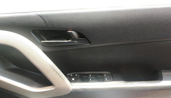 2017 Hyundai Creta E PLUS 1.6 PETROL, Petrol, Manual, 84,106 km, interior