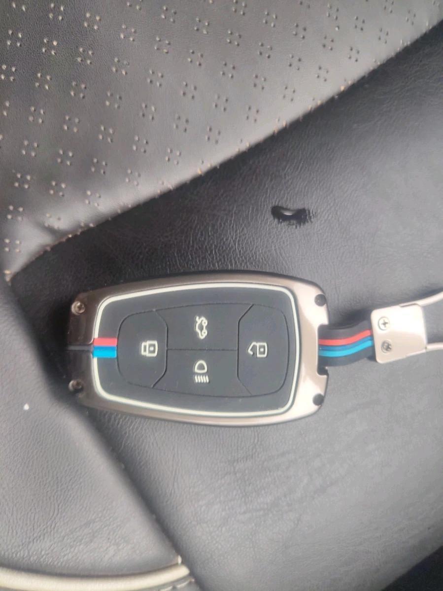 2023 Tata PUNCH CREATIVE  AMT, Petrol, Automatic, 26,203 km, interior