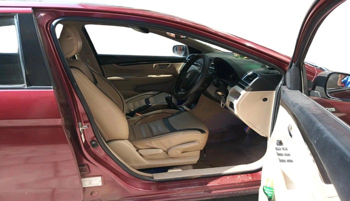 2014 Maruti Ciaz VDI +, Diesel, Manual, 1,05,205 km, interior