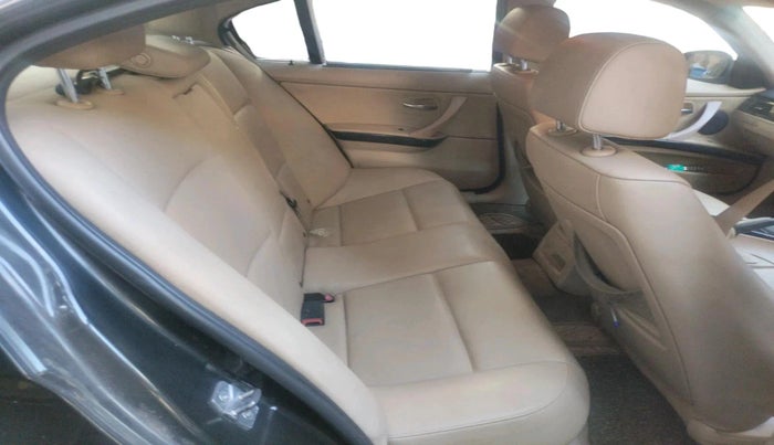 2011 BMW 3 Series 320d, Diesel, Automatic, 1,56,573 km, interior