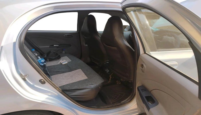 2011 Toyota Etios Liva G, Petrol, Manual, 73,479 km, interior