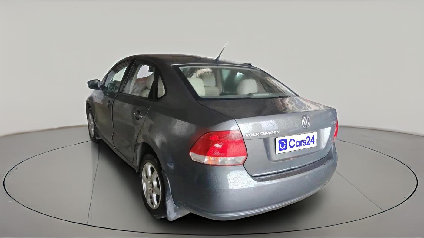 2013 Volkswagen Vento HIGHLINE PETROL AT, Petrol, Automatic, 96,231 km, exterior