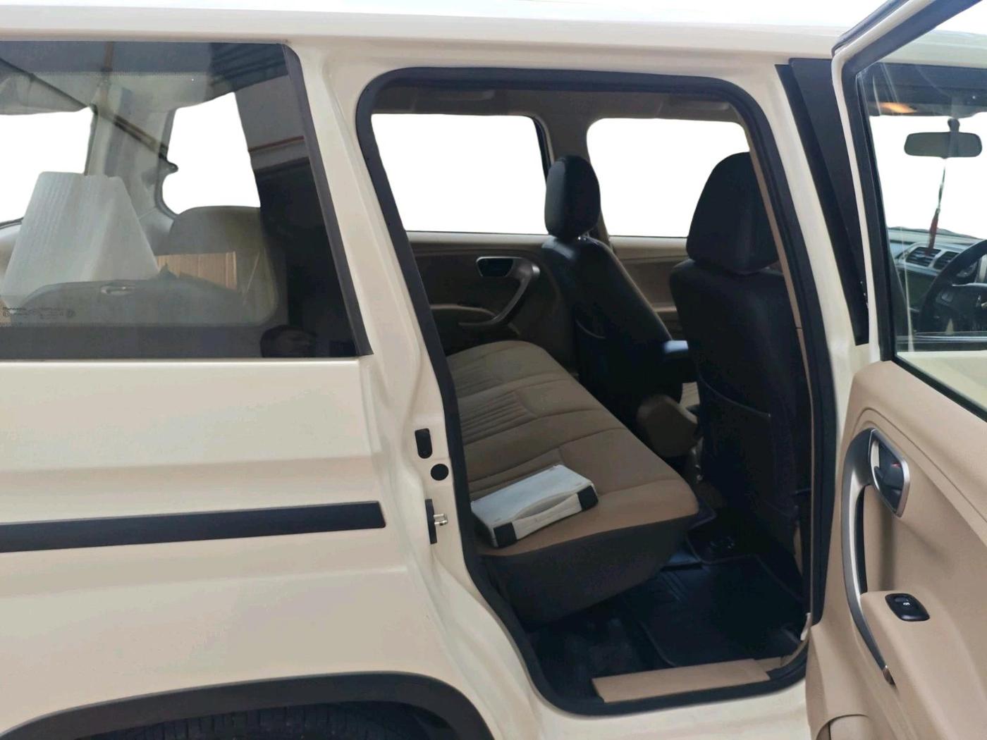 2024 Mahindra BOLERO NEO N10 R, Diesel, Manual, 39,688 km, interior