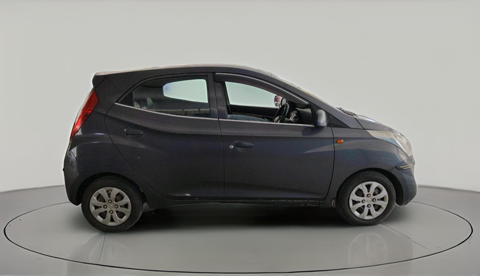 2016 Hyundai Eon SPORTZ, Petrol, Manual, 28,469 km, exterior