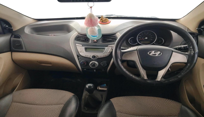 2016 Hyundai Eon SPORTZ, Petrol, Manual, 28,469 km, interior