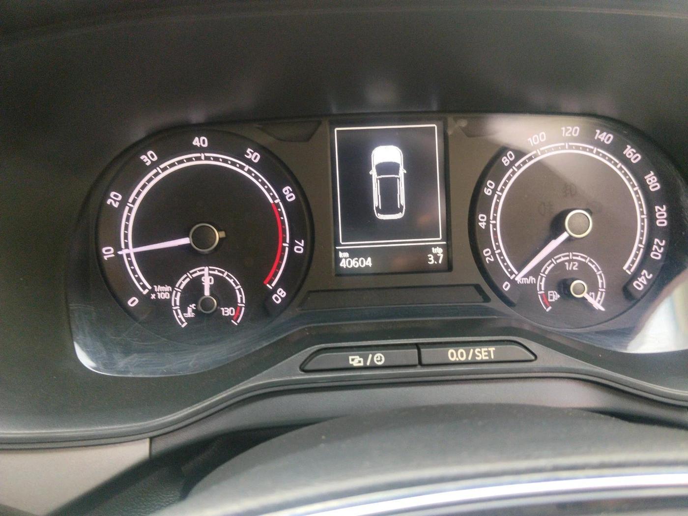 2022 Skoda KUSHAQ AMBITION 1.0L TSI AT, Petrol, Automatic, 40,604 km, interior