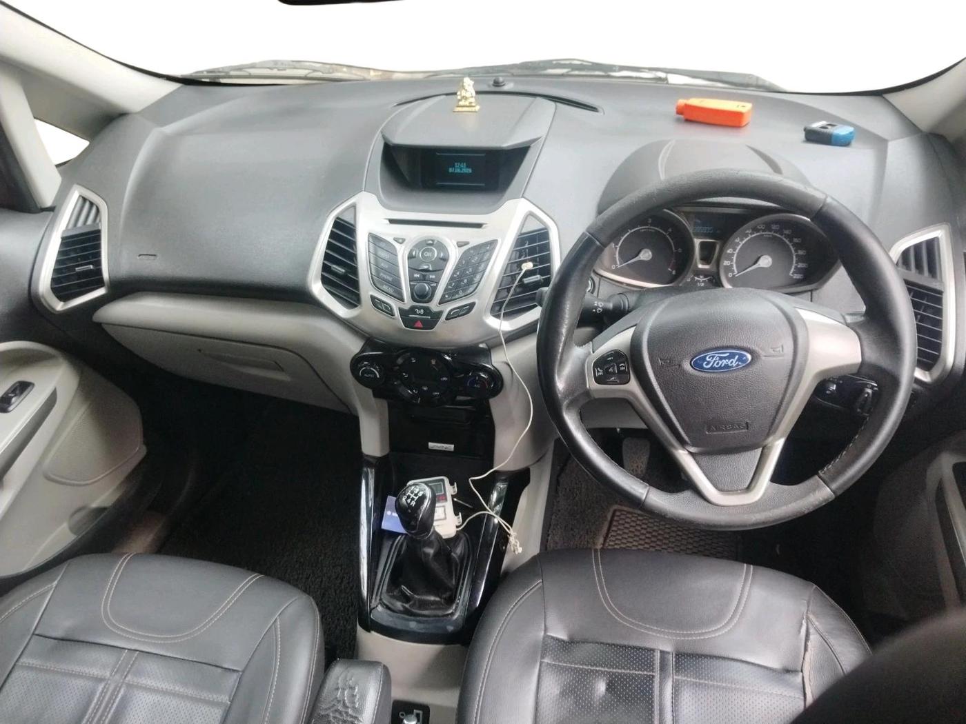 2016 Ford Ecosport TITANIUM 1.5L DIESEL, Diesel, Manual, 85,958 km, interior