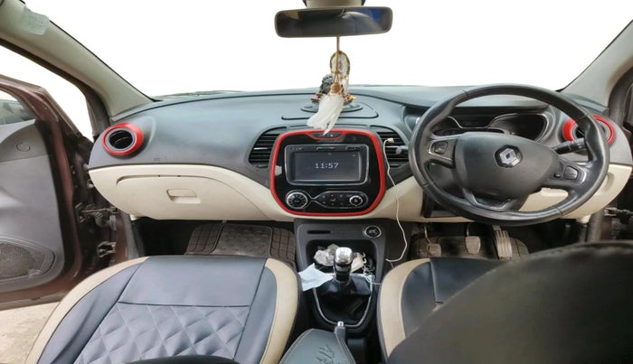 2018 Renault Captur RXT PETROL, Petrol, Manual, 83,500 km, interior