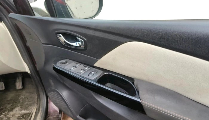 2018 Renault Captur RXT PETROL, Petrol, Manual, 83,500 km, interior