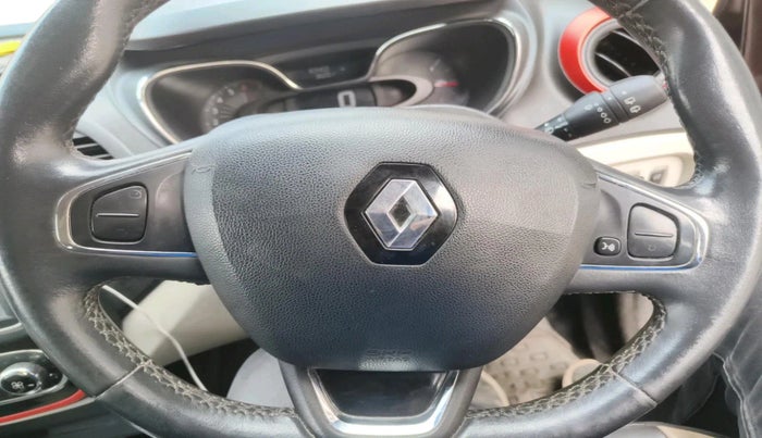 2018 Renault Captur RXT PETROL, Petrol, Manual, 83,500 km, interior