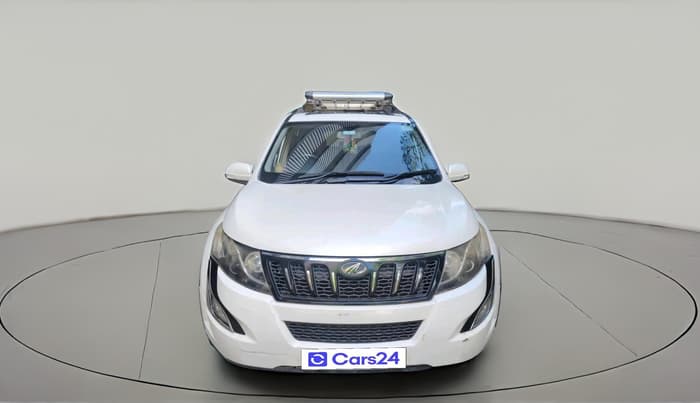 2016 Mahindra XUV500 W10 AT, Diesel, Automatic, 55,029 km, exterior