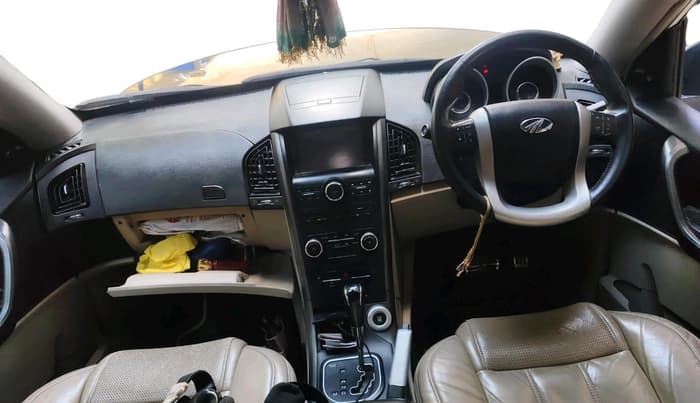 2016 Mahindra XUV500 W10 AT, Diesel, Automatic, 55,029 km, interior