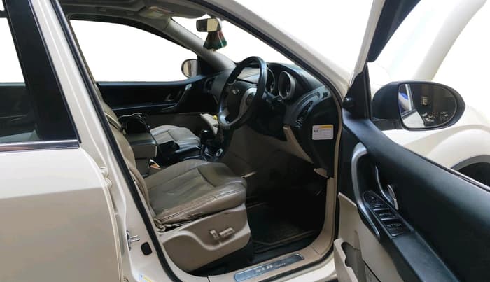 2016 Mahindra XUV500 W10 AT, Diesel, Automatic, 55,029 km, interior