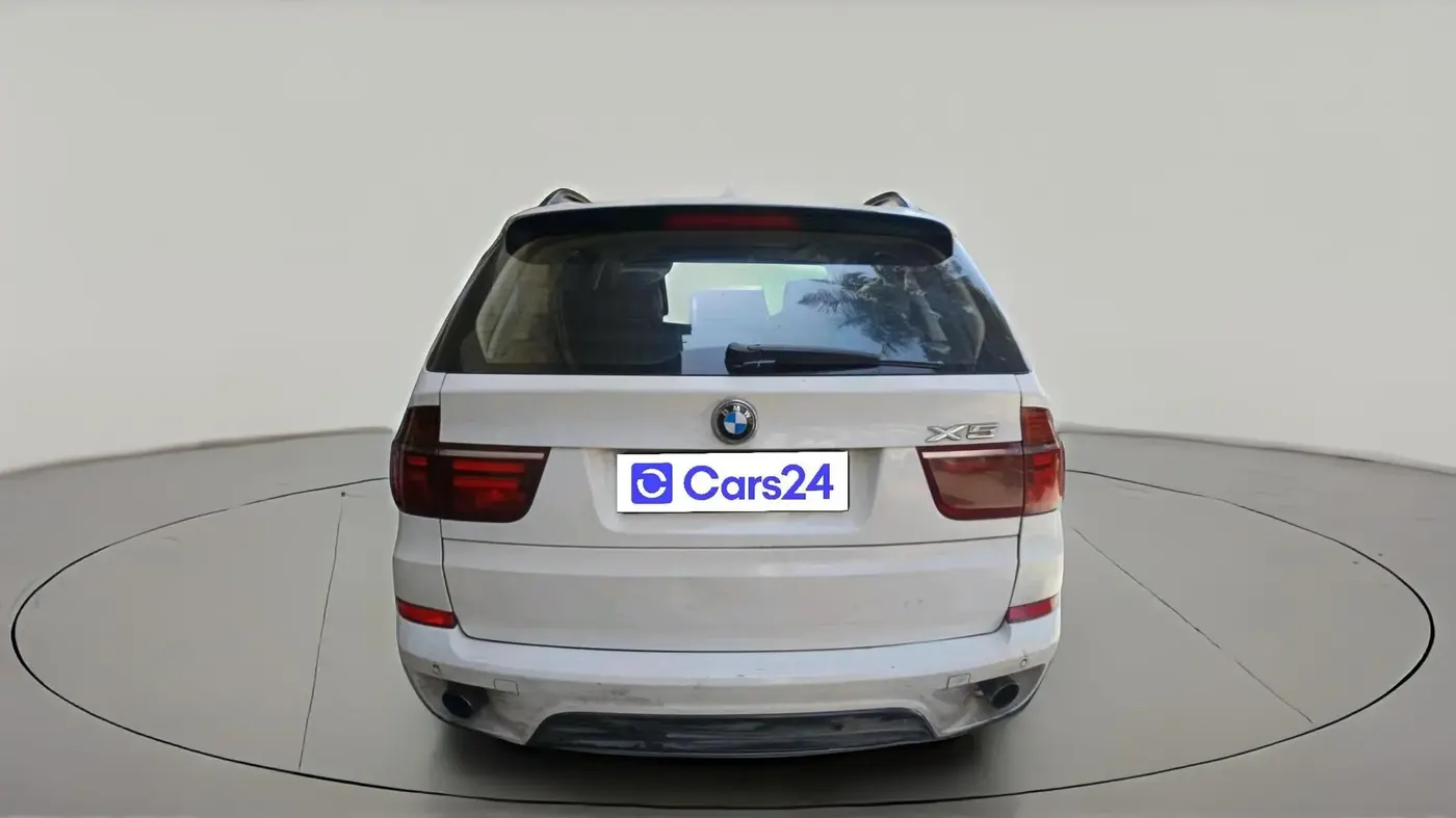 2011 BMW X5 3.0 D, Diesel, Automatic, 1,61,974 km, exterior