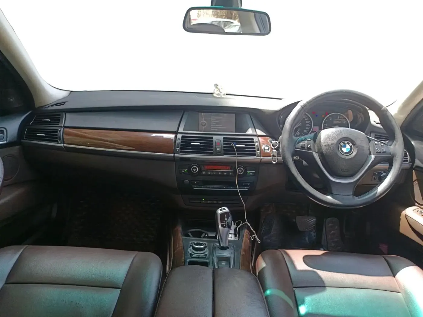 2011 BMW X5 3.0 D, Diesel, Automatic, 1,61,974 km, interior