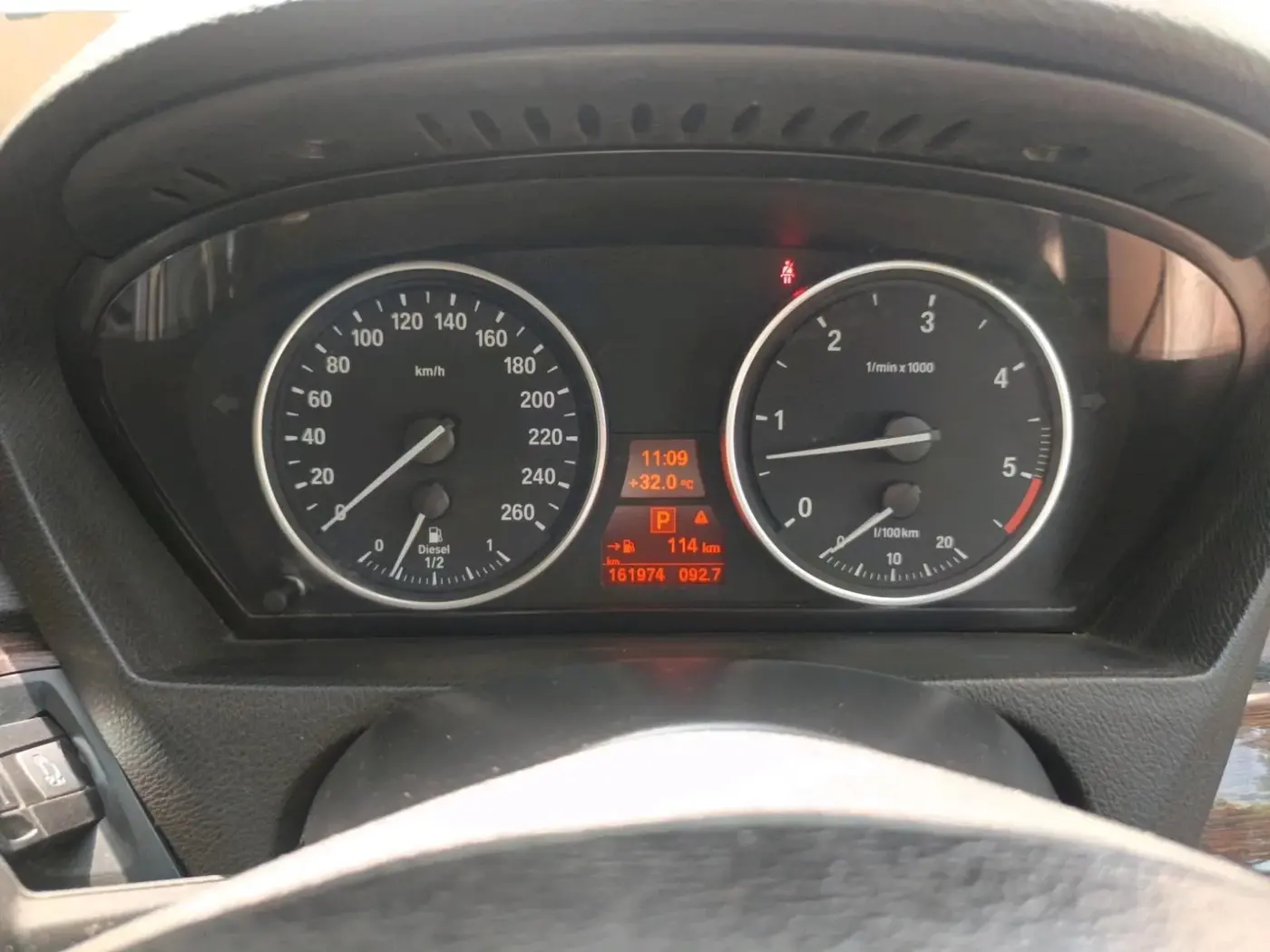 2011 BMW X5 3.0 D, Diesel, Automatic, 1,61,974 km, interior
