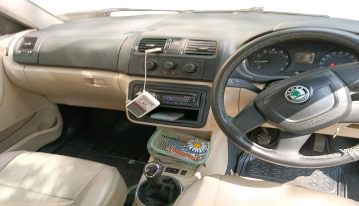 2011 Skoda Fabia AMBIENTE 1.2 MPI, Petrol, Manual, 66,461 km, interior