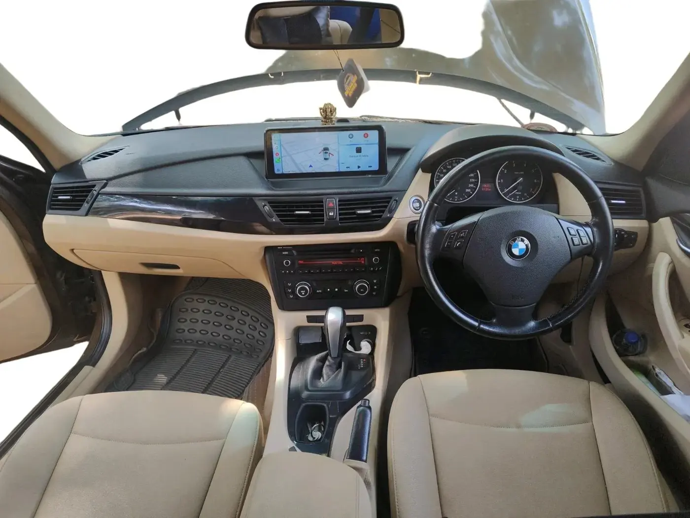 2011 BMW X1 SDRIVE 18I, Petrol, Automatic, 81,429 km, interior