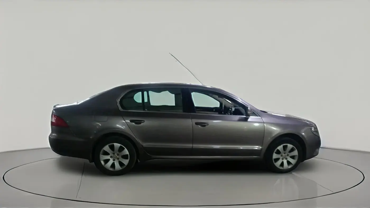 2012 Skoda Superb ELEGANCE 1.8 TSI AT, Petrol, Automatic, 92,250 km, exterior
