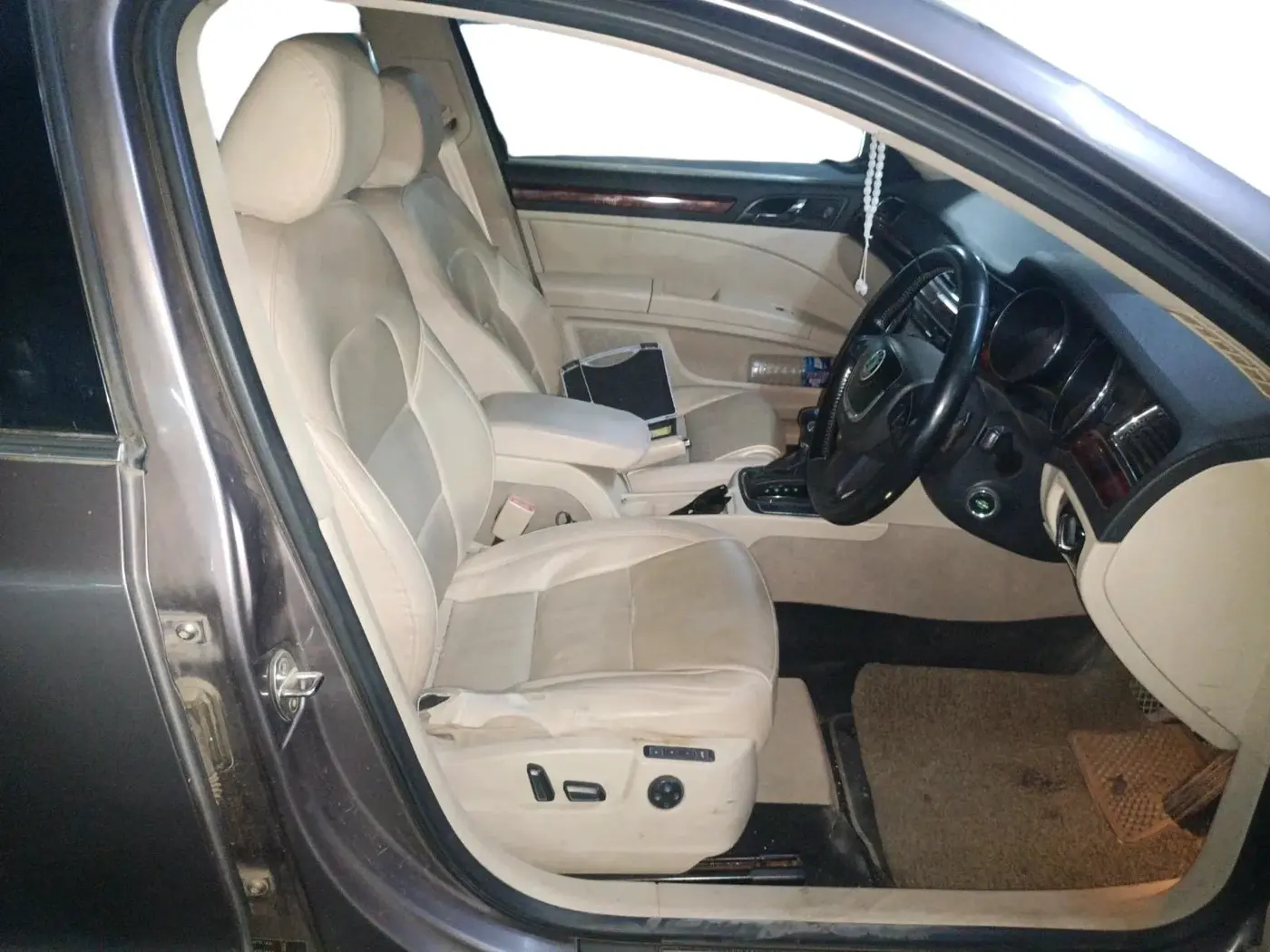2012 Skoda Superb ELEGANCE 1.8 TSI AT, Petrol, Automatic, 92,250 km, interior