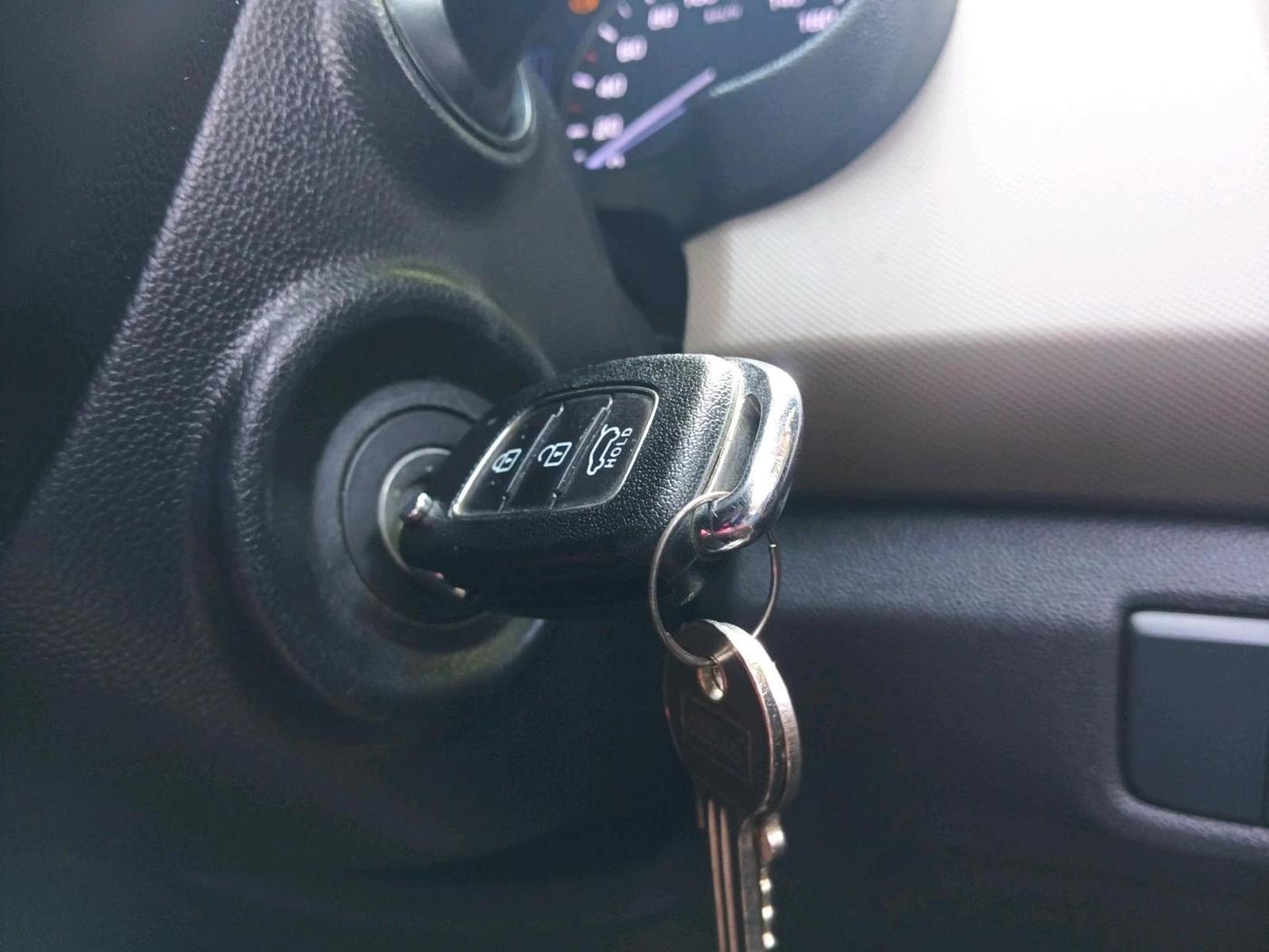 2016 Hyundai Creta S 1.6 PETROL, Petrol, Manual, 44,819 km, interior