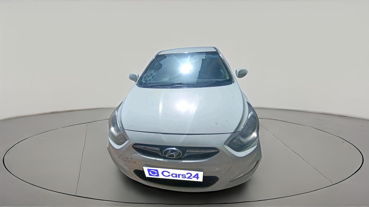 2013 Hyundai Verna FLUIDIC 1.4 VTVT, Petrol, Manual, 64,861 km, exterior