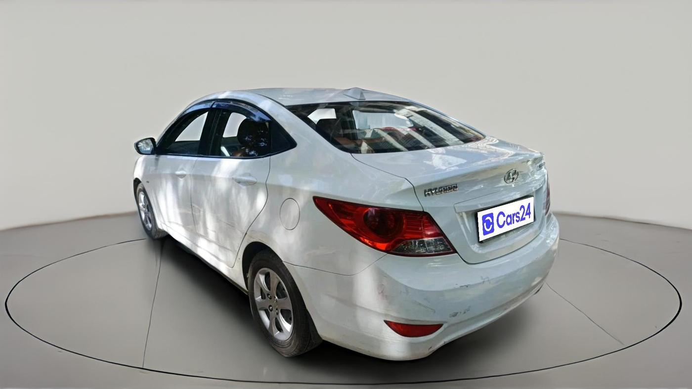 2013 Hyundai Verna FLUIDIC 1.4 VTVT, Petrol, Manual, 64,861 km, exterior