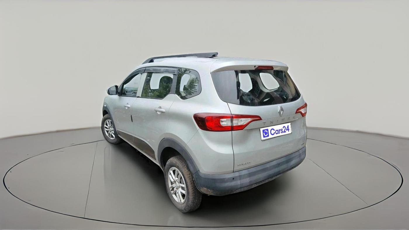 2020 Renault TRIBER RXL MT, Petrol, Manual, 16,353 km, exterior