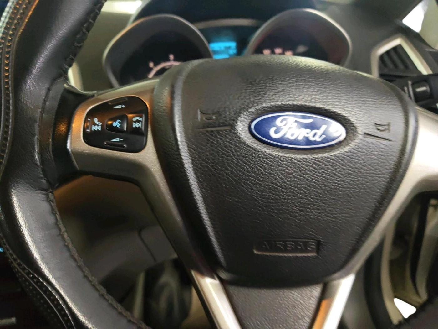 2014 Ford Ecosport TITANIUM 1.5L DIESEL, Diesel, Manual, 2,05,833 km, interior