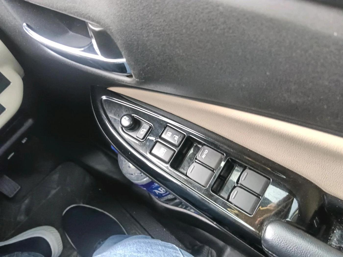 2022 Toyota Glanza V, Petrol, Manual, 36,417 km, interior