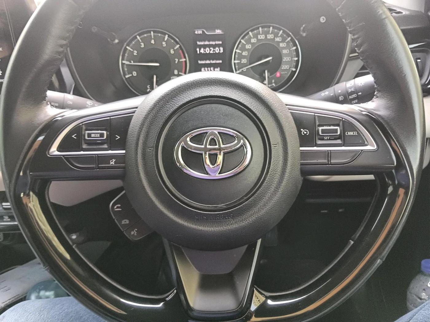 2022 Toyota Glanza V, Petrol, Manual, 36,417 km, interior