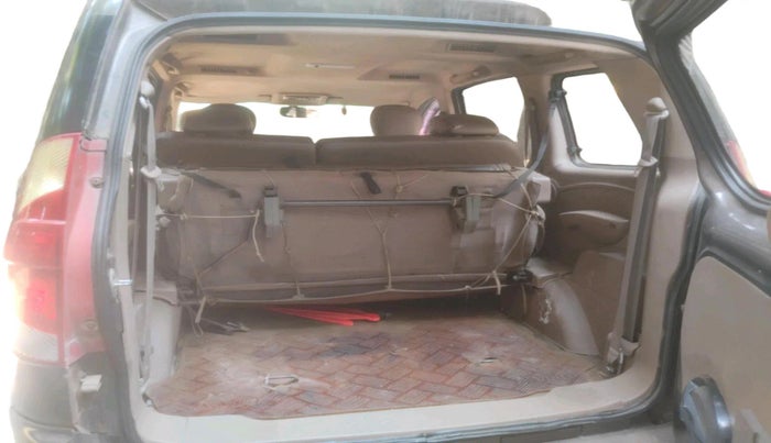 2013 Mahindra Xylo E4, Diesel, Manual, 95,982 km, exterior