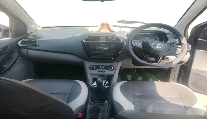 2022 Tata Tiago XT CNG, CNG, Manual, 25,367 km, interior