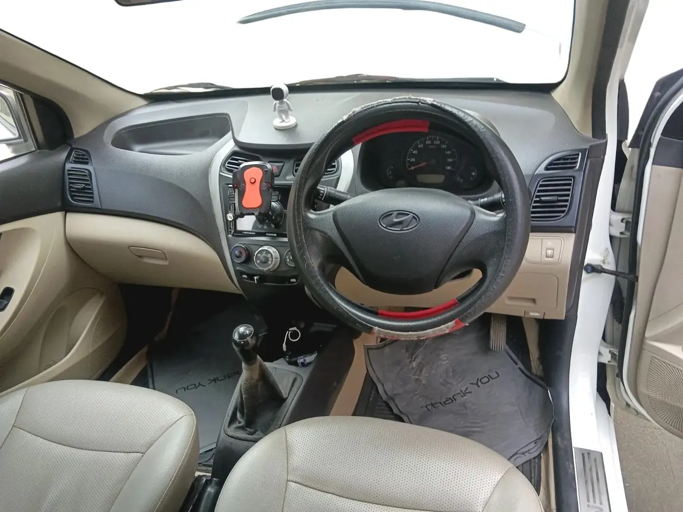 2018 Hyundai Eon ERA +, Petrol, Manual, 92,897 km, interior
