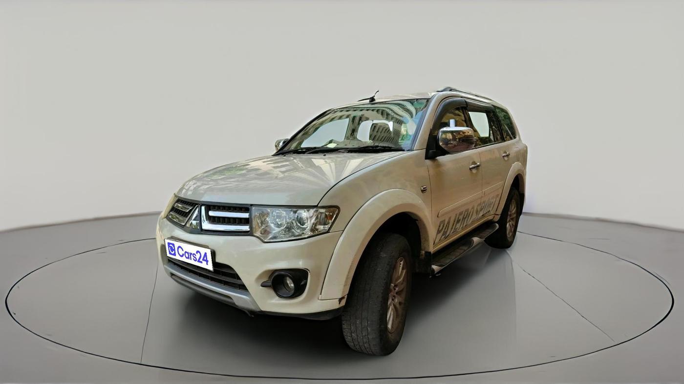 2016 Mitsubishi Pajero Sport 2.5 AT 4X2, Diesel, Automatic, 1,57,701 km, exterior