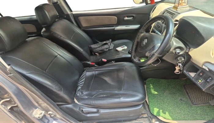 2017 Maruti Wagon R 1.0 LXI CNG, CNG, Manual, 1,18,272 km, interior