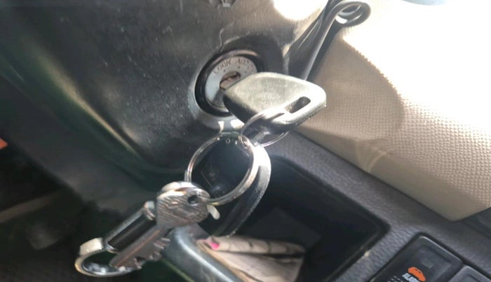 2017 Maruti Wagon R 1.0 LXI CNG, CNG, Manual, 1,18,272 km, interior