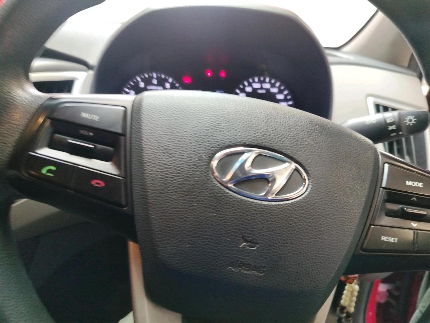 2016 Hyundai Creta E PLUS 1.6 PETROL, Petrol, Manual, 20,757 km, interior