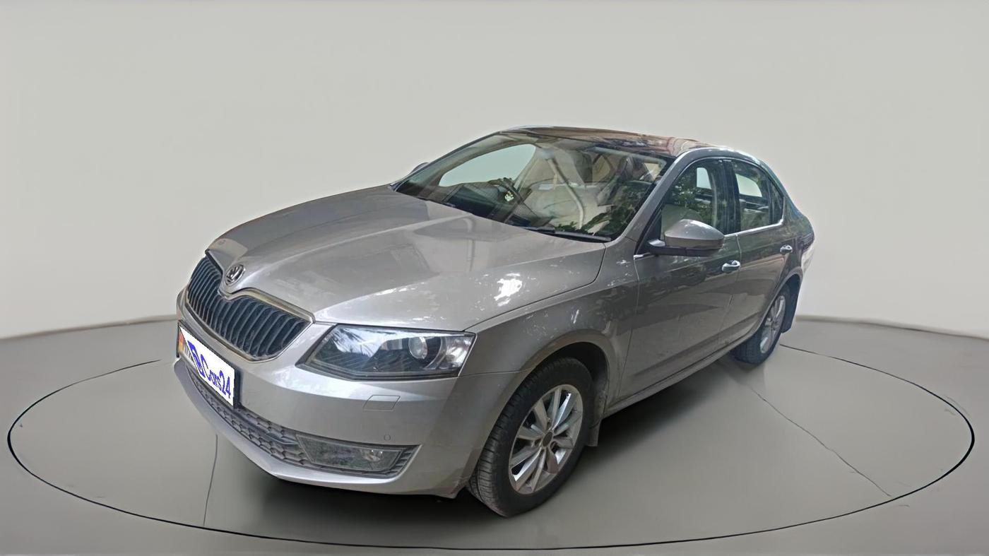 2015 Skoda Octavia STYLE PLUS AT 1.8 TSI, Petrol, Automatic, 68,055 km, exterior