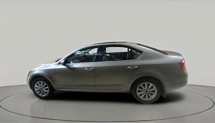 2015 Skoda Octavia STYLE PLUS AT 1.8 TSI, Petrol, Automatic, 68,055 km, exterior
