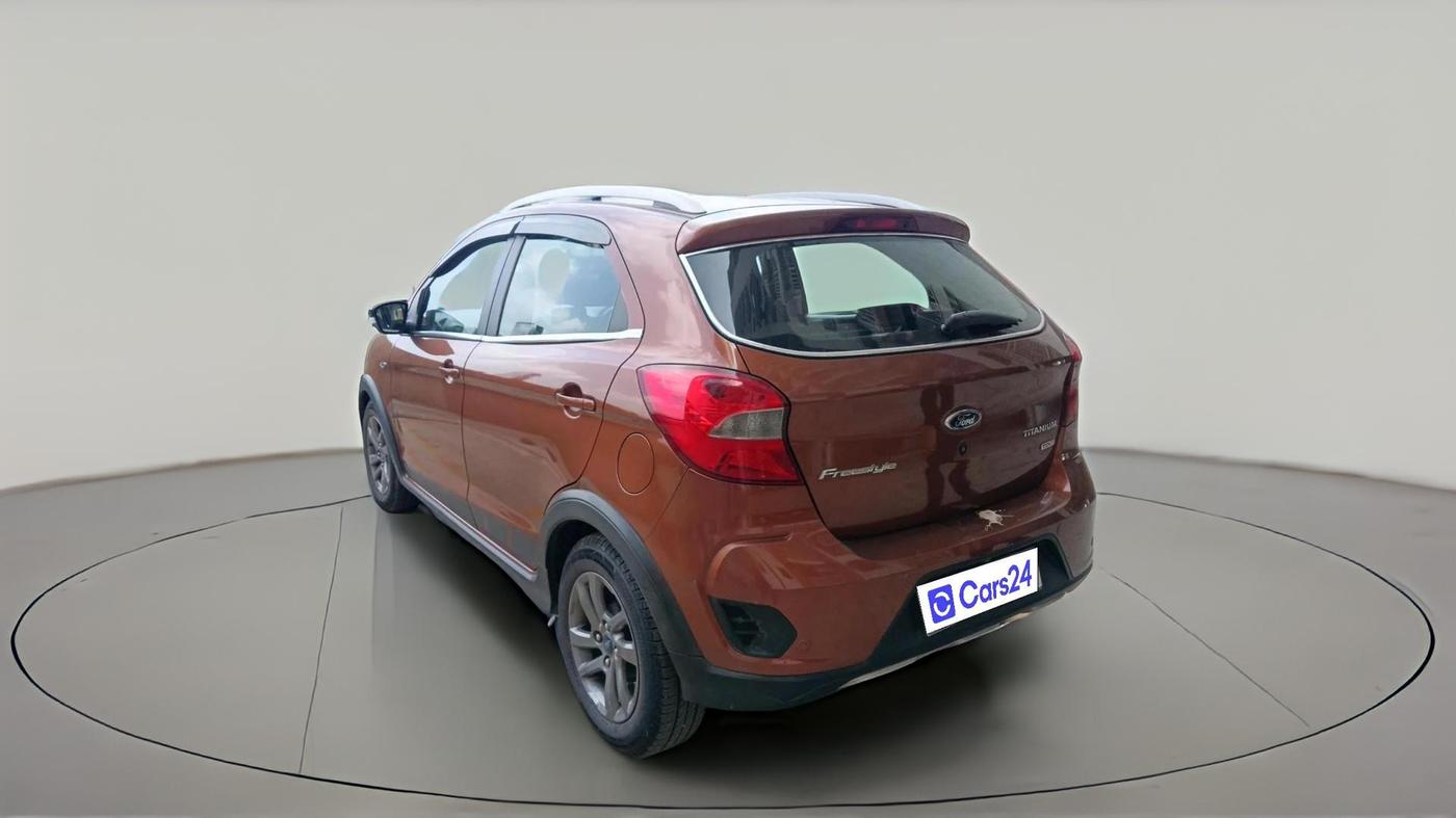 2018 Ford FREESTYLE TITANIUM PLUS 1.5 DIESEL, Diesel, Manual, 72,077 km, exterior