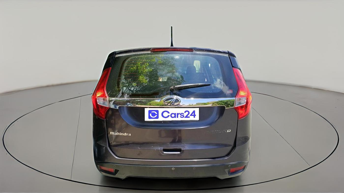 2018 Mahindra MARAZZO M6 8 STR, Diesel, Manual, 1,12,341 km, exterior