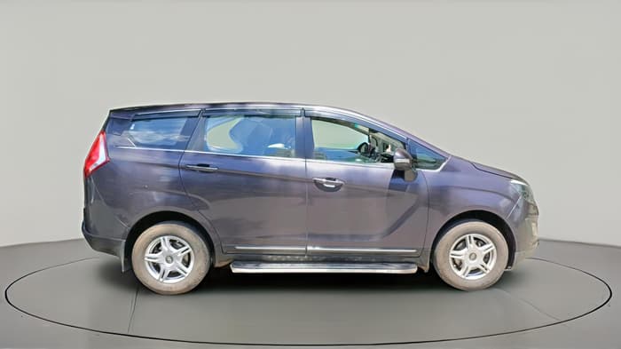 2018 Mahindra MARAZZO M6 8 STR, Diesel, Manual, 1,12,341 km, exterior