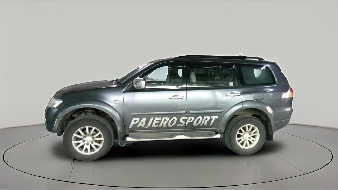 2014 Mitsubishi Pajero Sport 2.5 MT 4X4, Diesel, Manual, 1,73,475 km, exterior