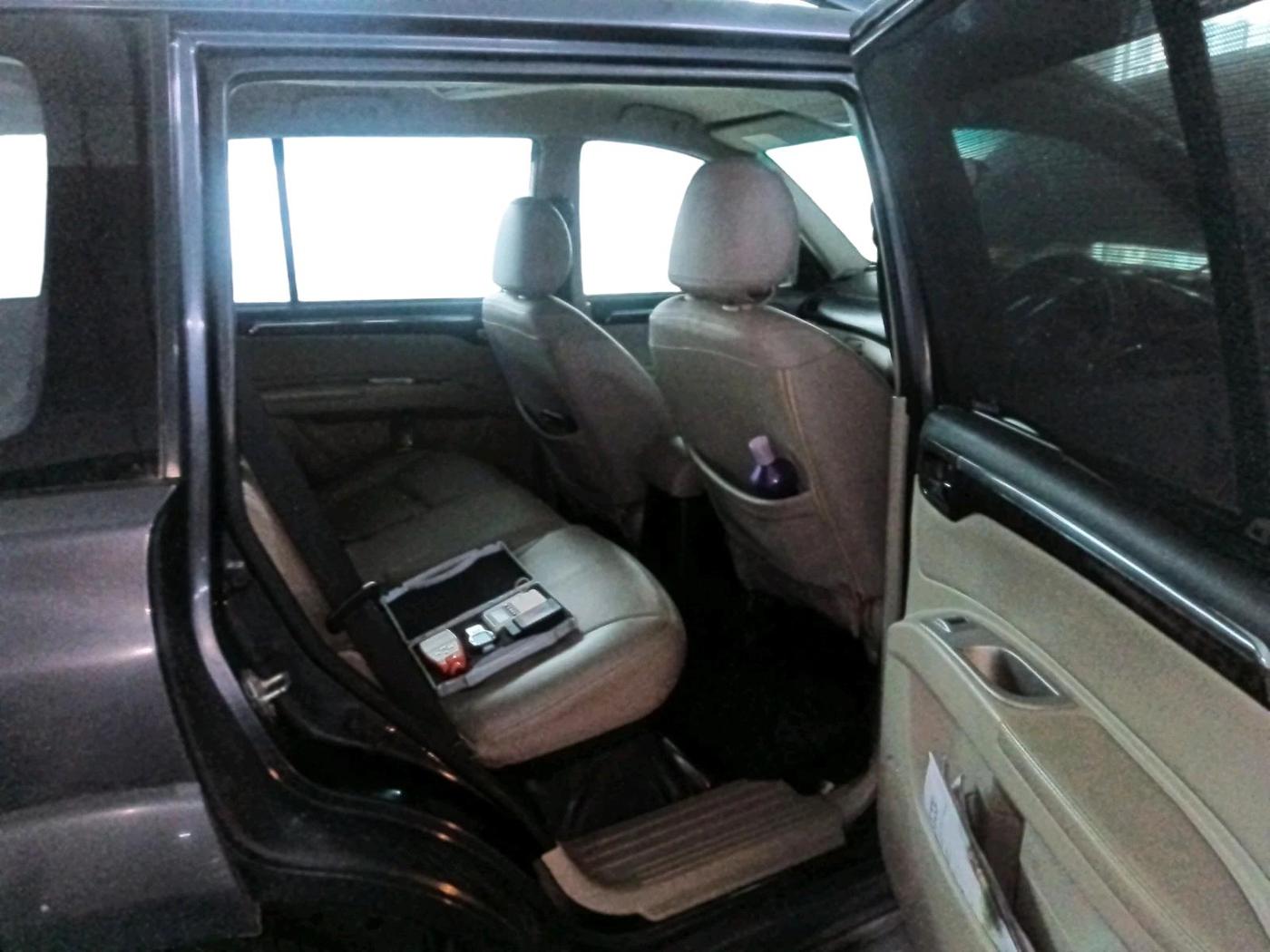 2014 Mitsubishi Pajero Sport 2.5 MT 4X4, Diesel, Manual, 1,73,475 km, interior
