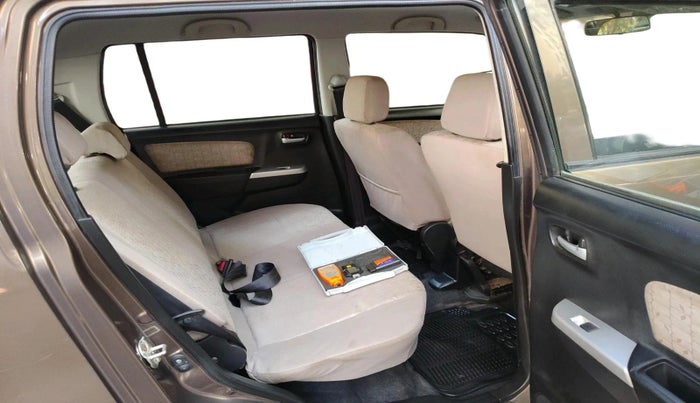 2013 Maruti Wagon R 1.0 VXI, Petrol, Manual, 1,668 km, interior