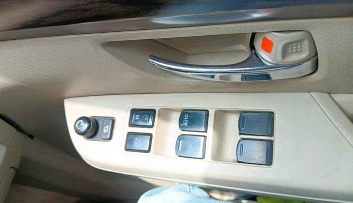 2019 Maruti Ertiga ZXI SHVS, Petrol, Manual, 88,380 km, interior